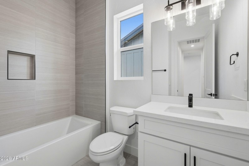 32-Bathroom 2