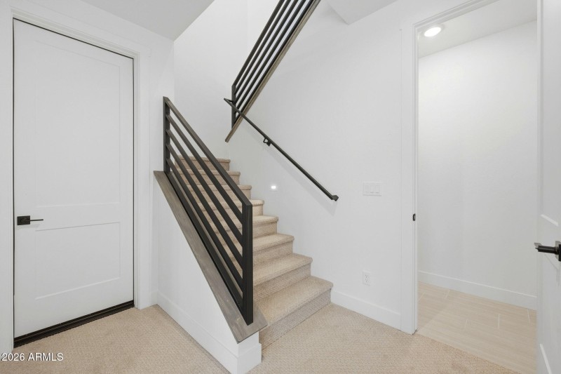 35-Adu - Stairs