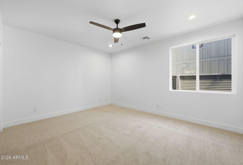 53-Adu - Bedroom(2)