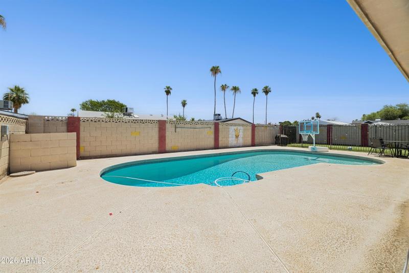 39-3615 S Margo Dr, Tempe, AZ 85282 - 0