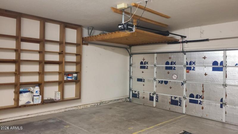 14206 12th garage