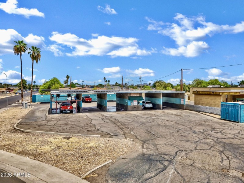 3118 W Indian School Rd-4