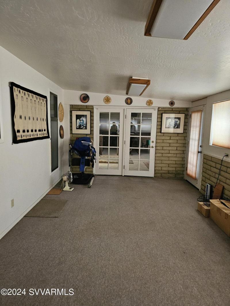 possible 5th bedroom