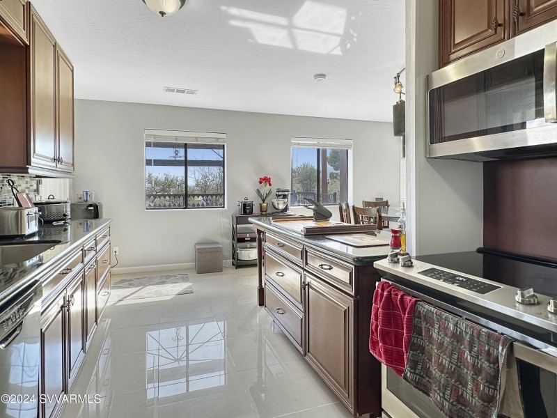 81bb7f2ea52136ee62712f7eb2873e380bbbab49