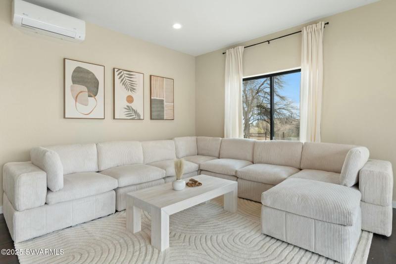 Second living room / game room