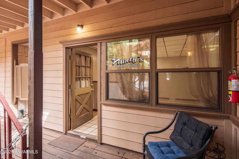 JL_2782SR89A-HairSalon-01