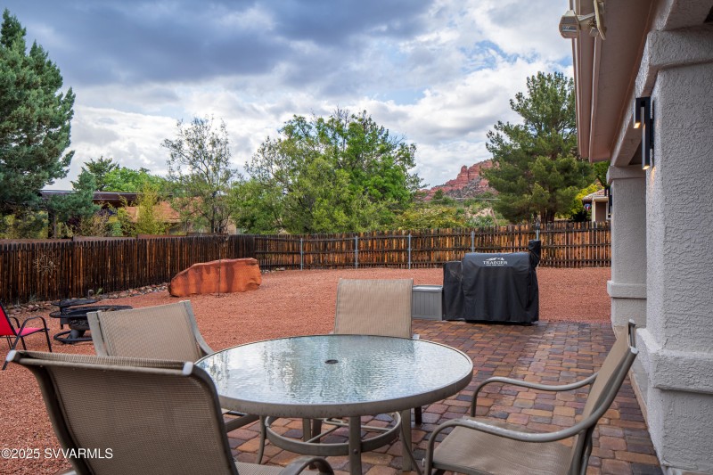 JL_100KaibabWay-exteriors-03