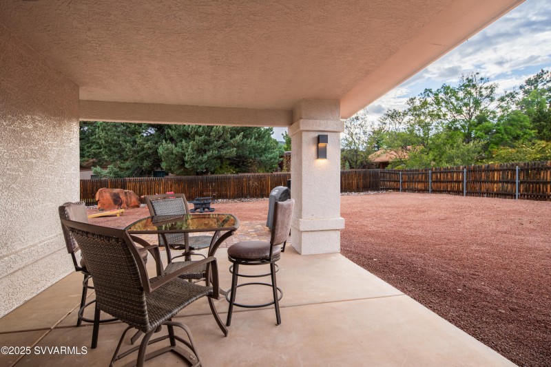 JL_100KaibabWay-exteriors-09