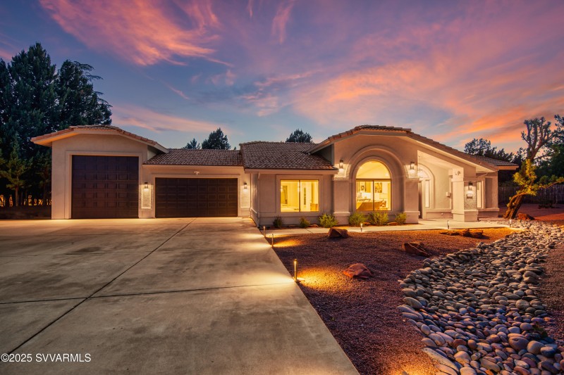 JL_100KaibabWay-exteriors-15