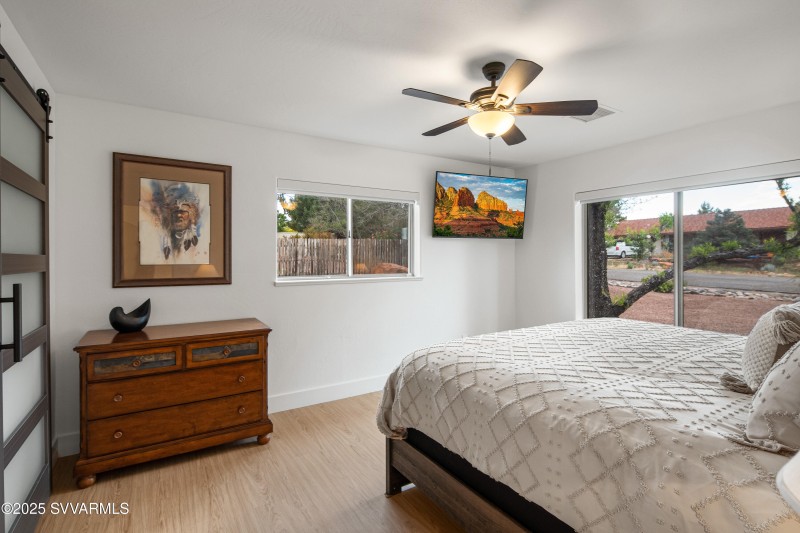 JL_100KaibabWay-interiors-PrimarySuite-0