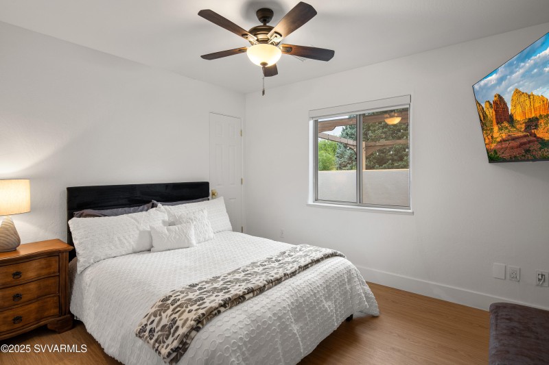 JL_100KaibabWay-interiors-Bedrooms-04