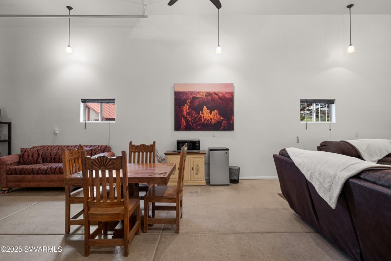 JL_100KaibabWay-interiors-Casita-01