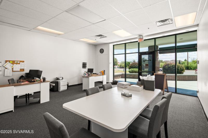 JL_280MainSt-UnitK-interiors-02