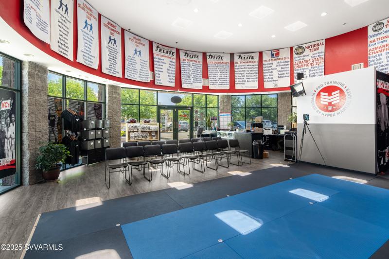 JL_280MainSt-UnitG-interiors-08