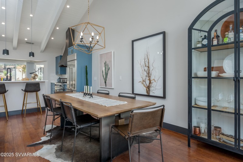 Casula/Formal Dining