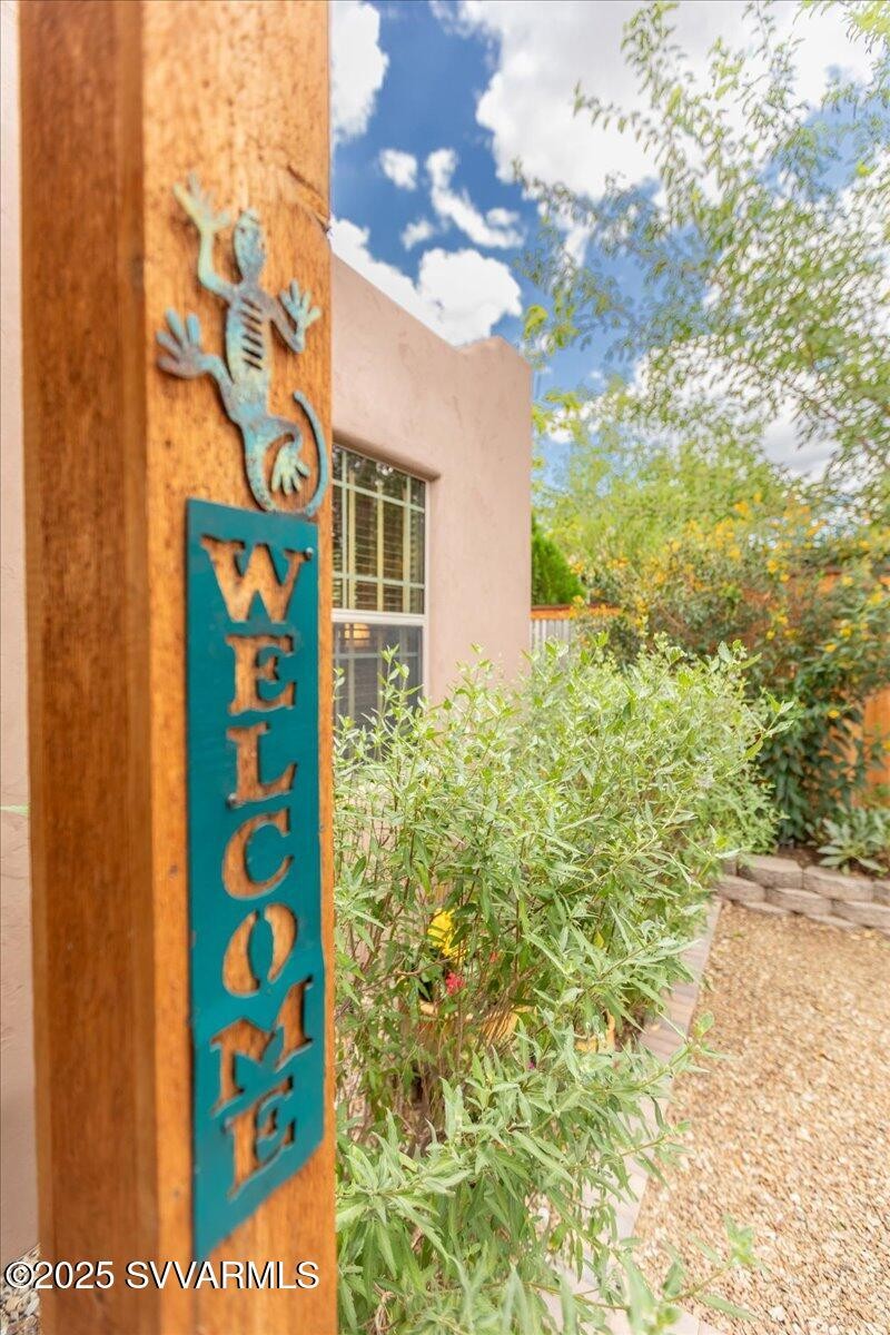 49-925 N 2nd-0049-HDR