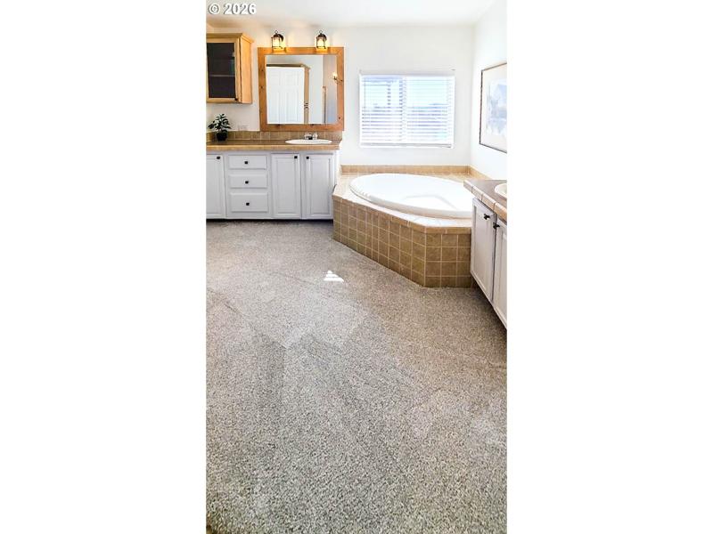 Bathroom, Attached