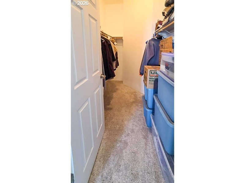 Bedroom, Primary