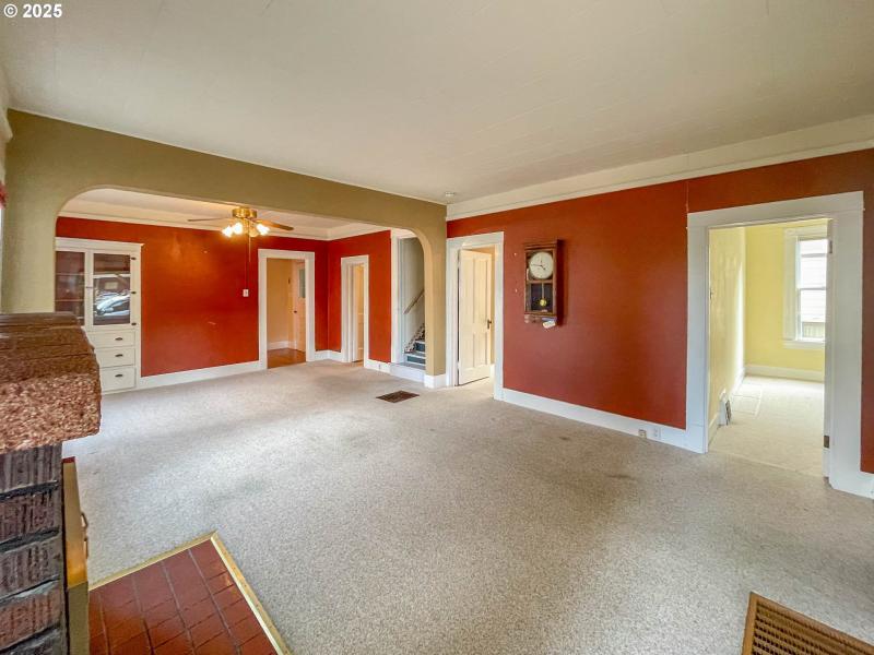 Living Room/Dining Room