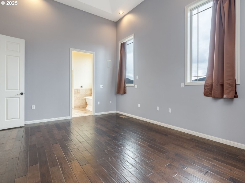 Bedroom, Owner's Suite