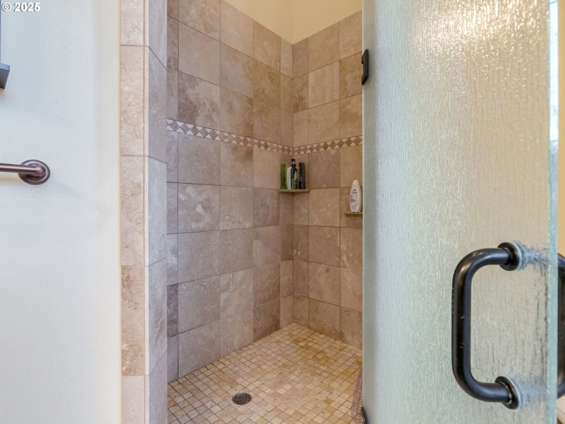 Owner's Suite Bathroom