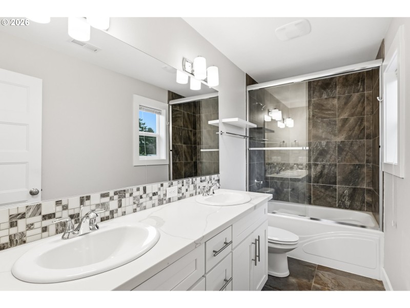 Bathroom, Attached