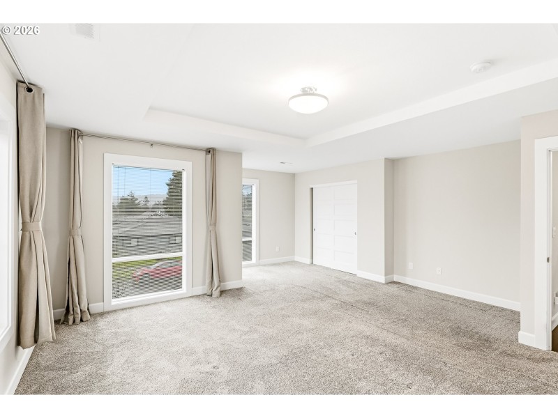 Bedroom, Primary
