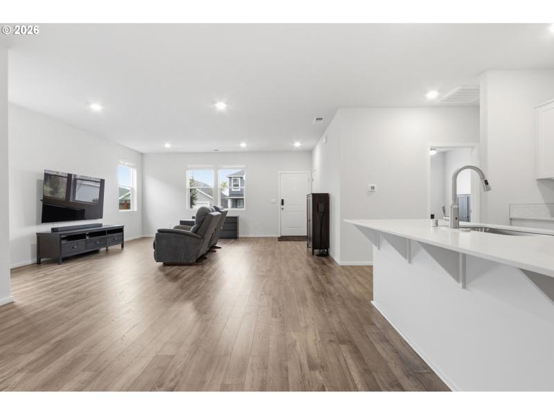 Kitchen/Living Room