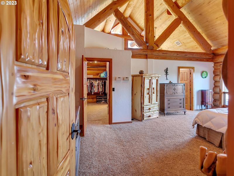 Owner's Suite Bedroom