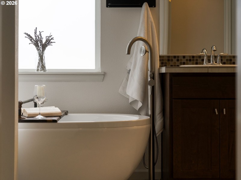 Owner's Suite Bathroom