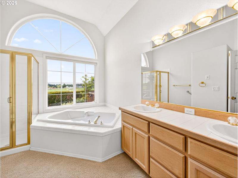 Bathroom, Attached