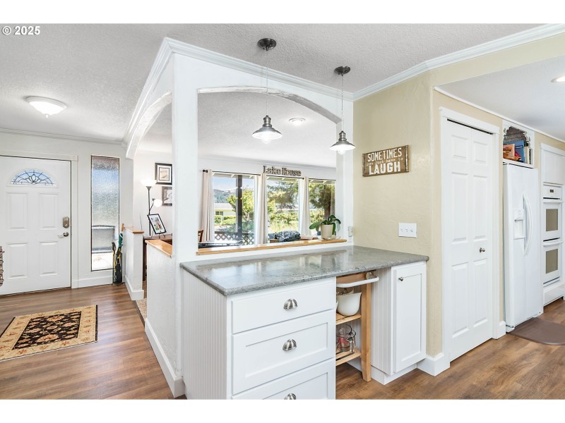 Entrance/Foyer