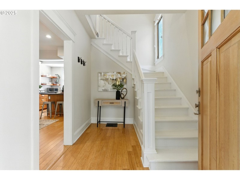 Entrance/Foyer