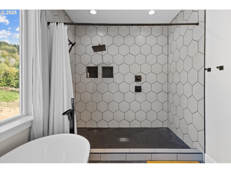 Owner's Suite Bathroom