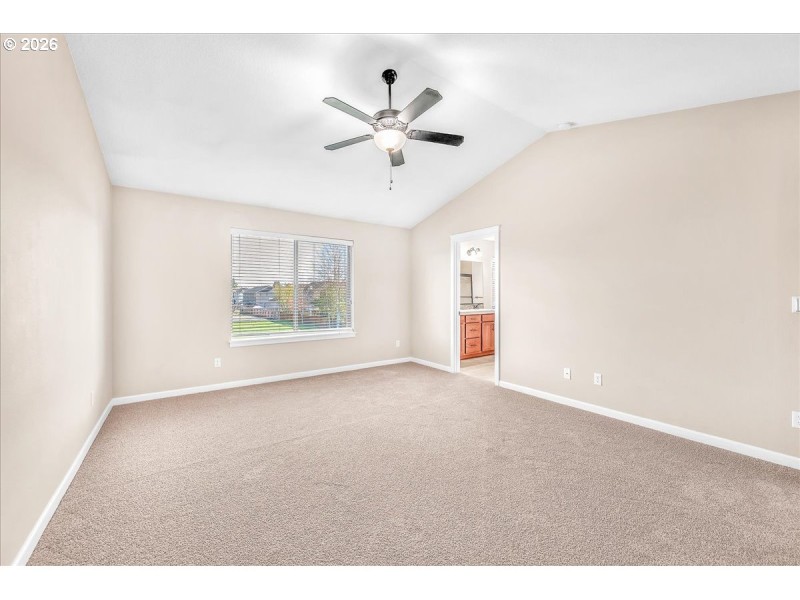 Bedroom, Primary