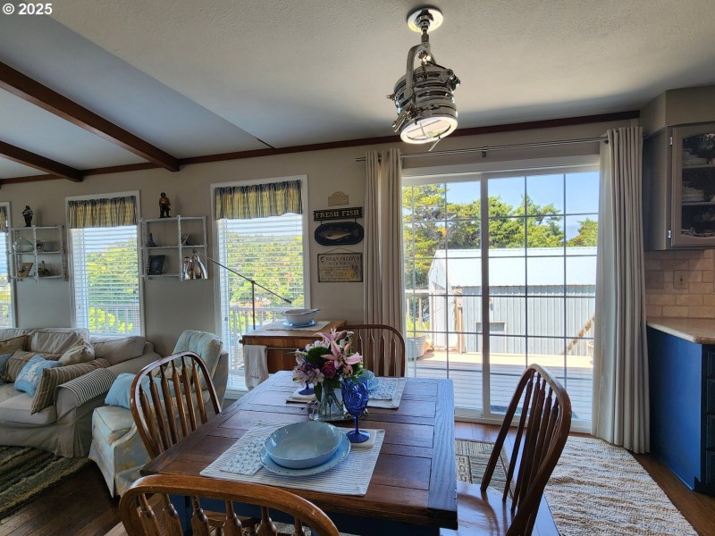 Kitchen/Nook
