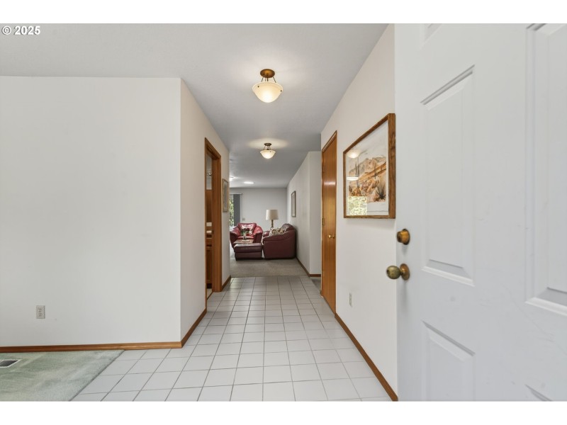 Entrance/Foyer