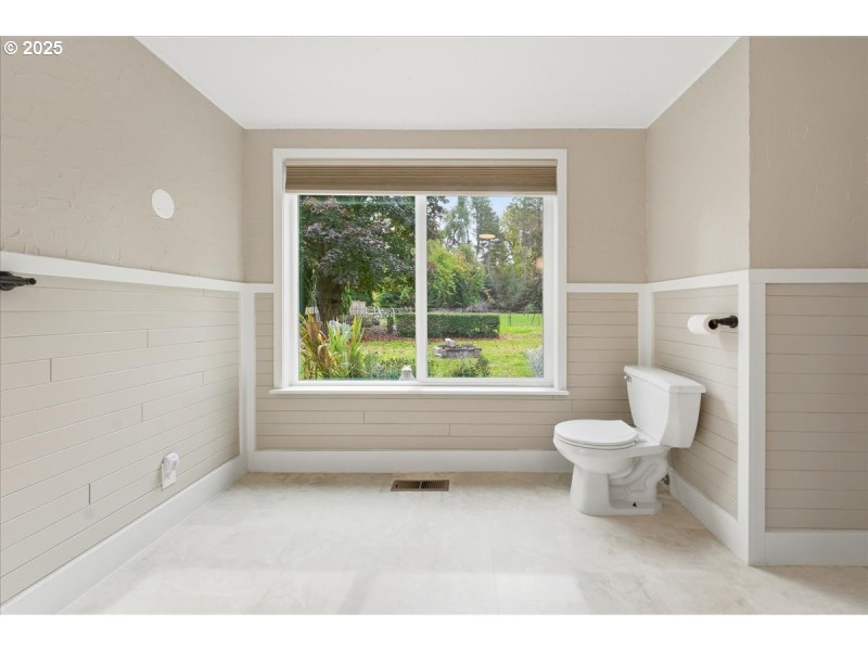 Owner's Suite Bathroom