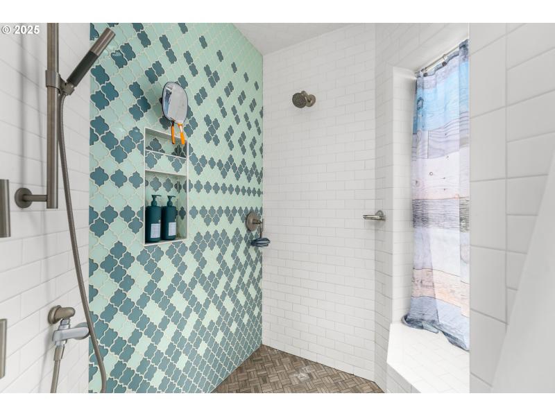 Owner's Suite Bathroom