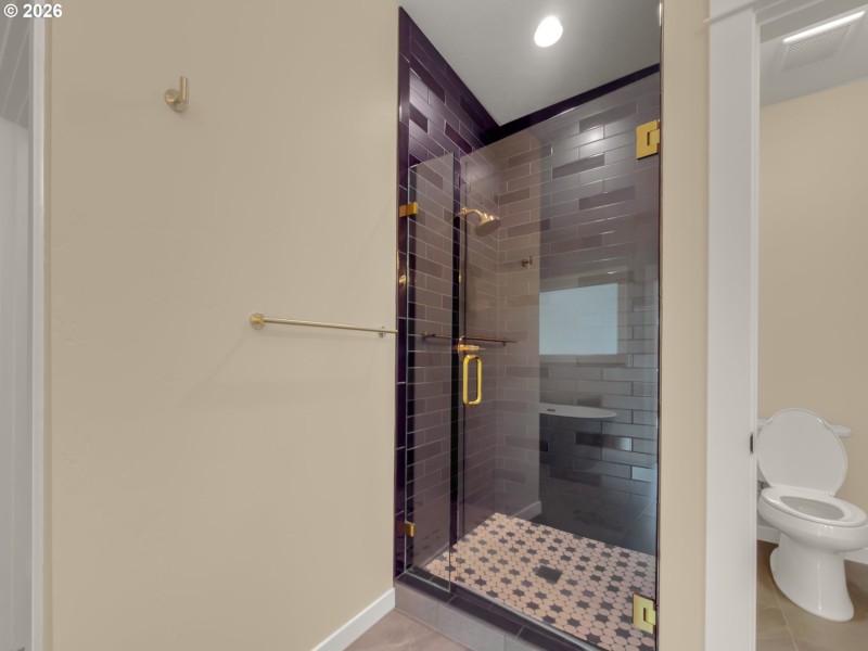 Owner's Suite Bathroom