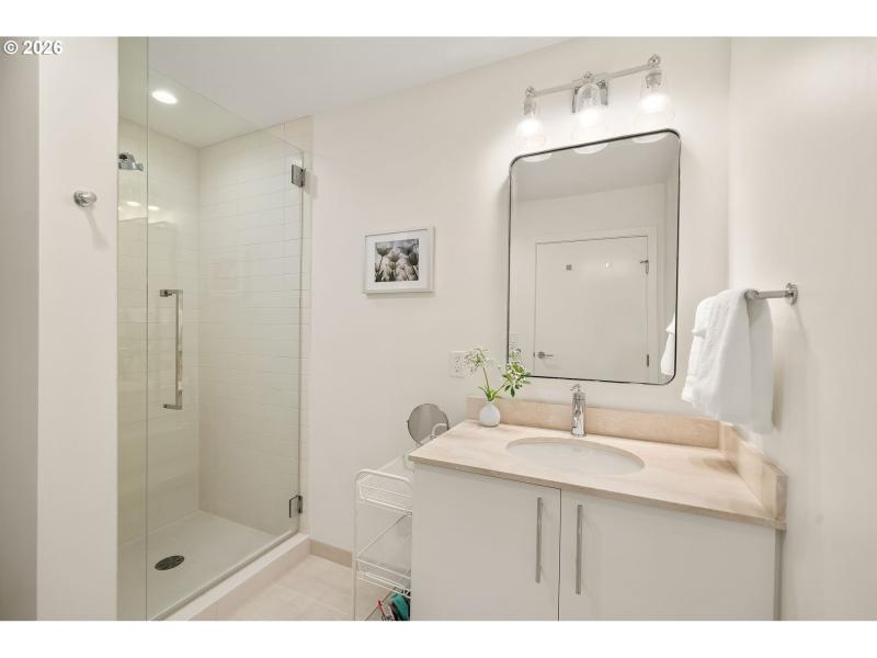 Bathroom, Attached
