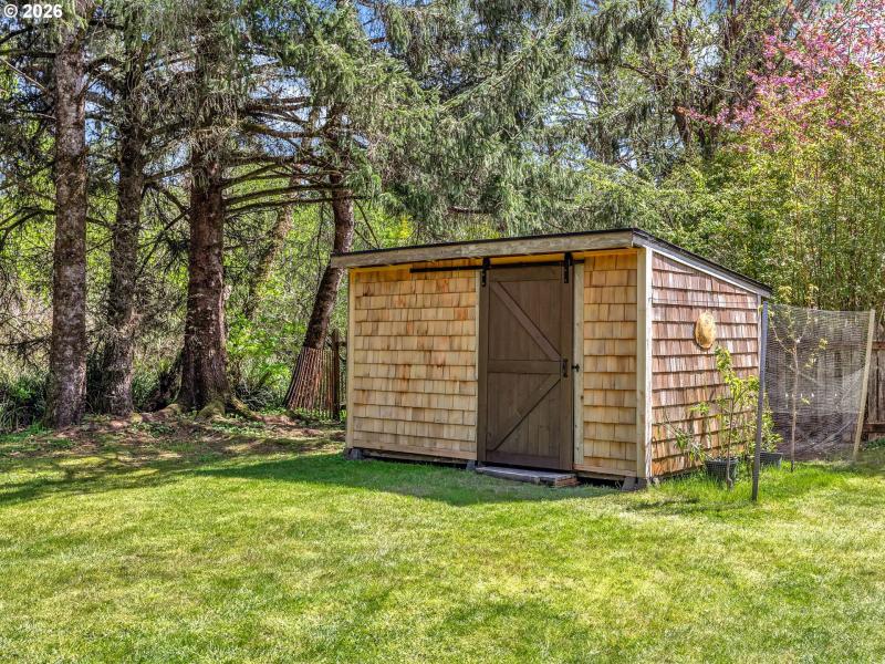 Shed