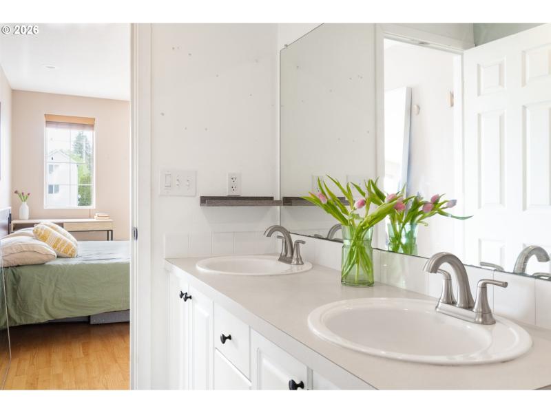 En Suite Bathroom
