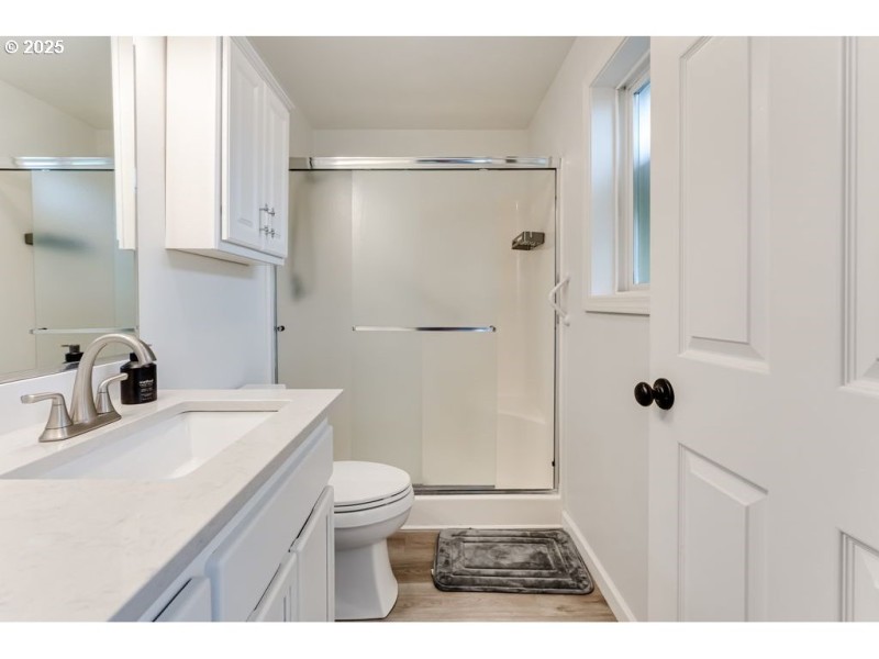 Bathroom, Attached
