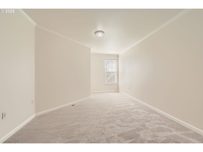 Bedroom, Primary