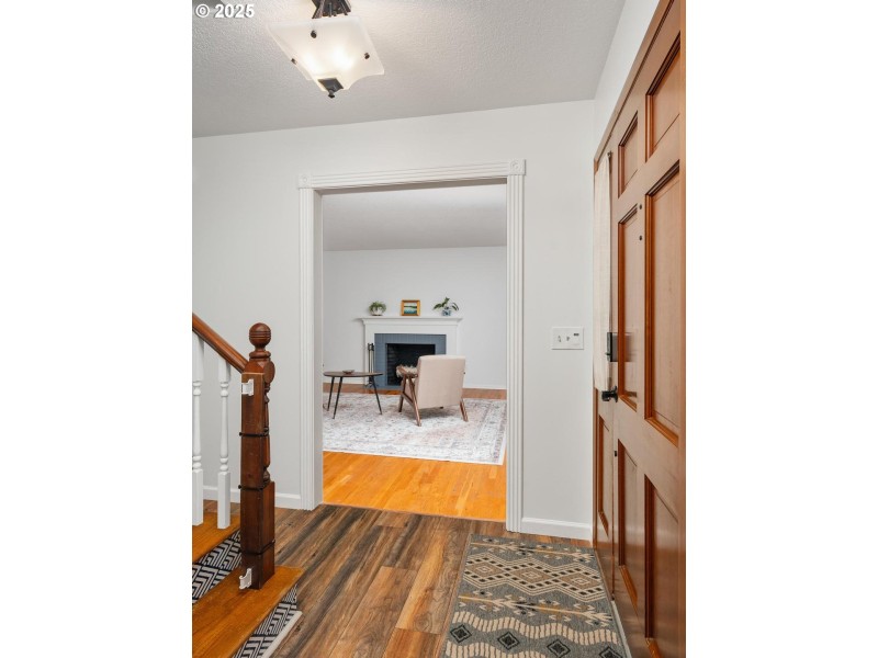 Entrance/Foyer