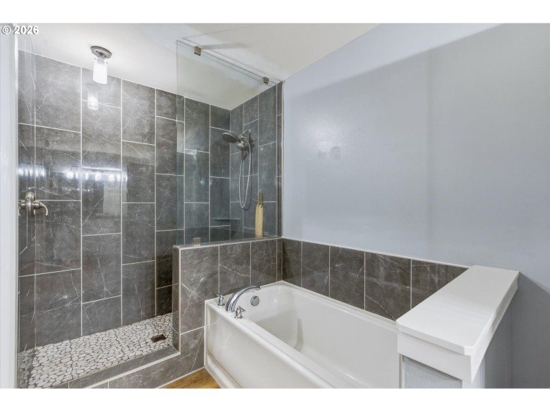 En Suite Bathroom