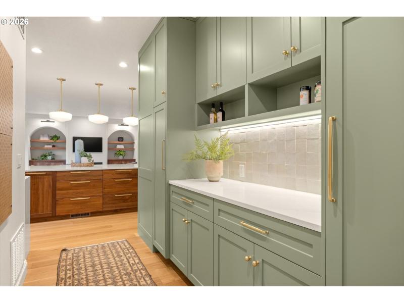 Butler's Pantry