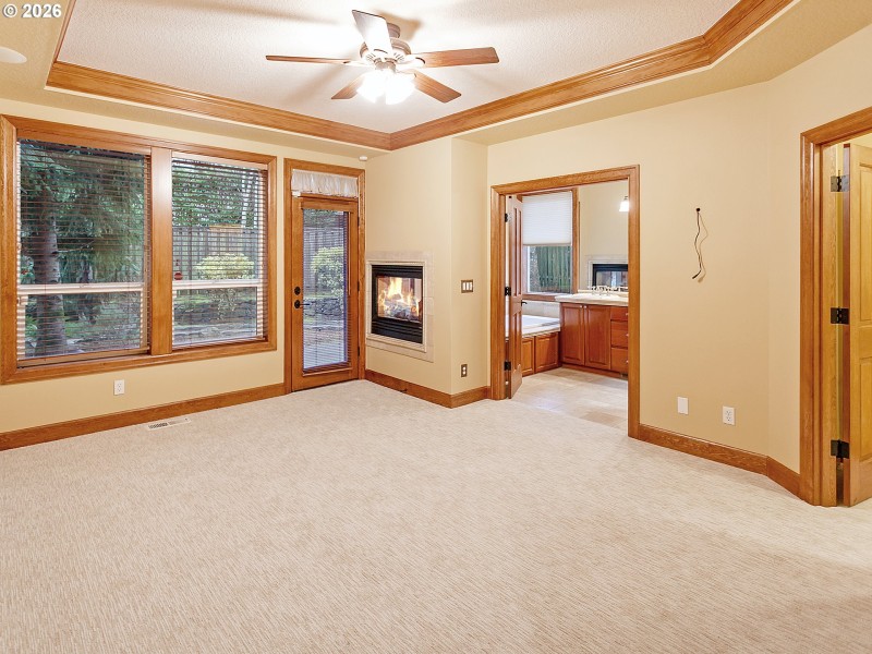 Bedroom, Primary