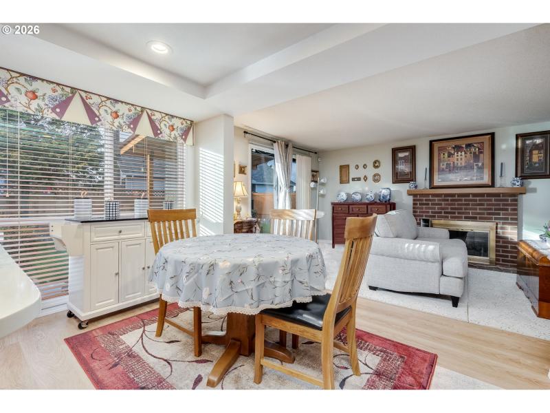 Kitchen/Nook